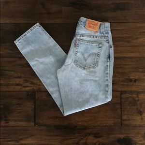 Vintage Levi’s 550 mom jeans